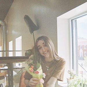 Meet your Posher, Isabelle